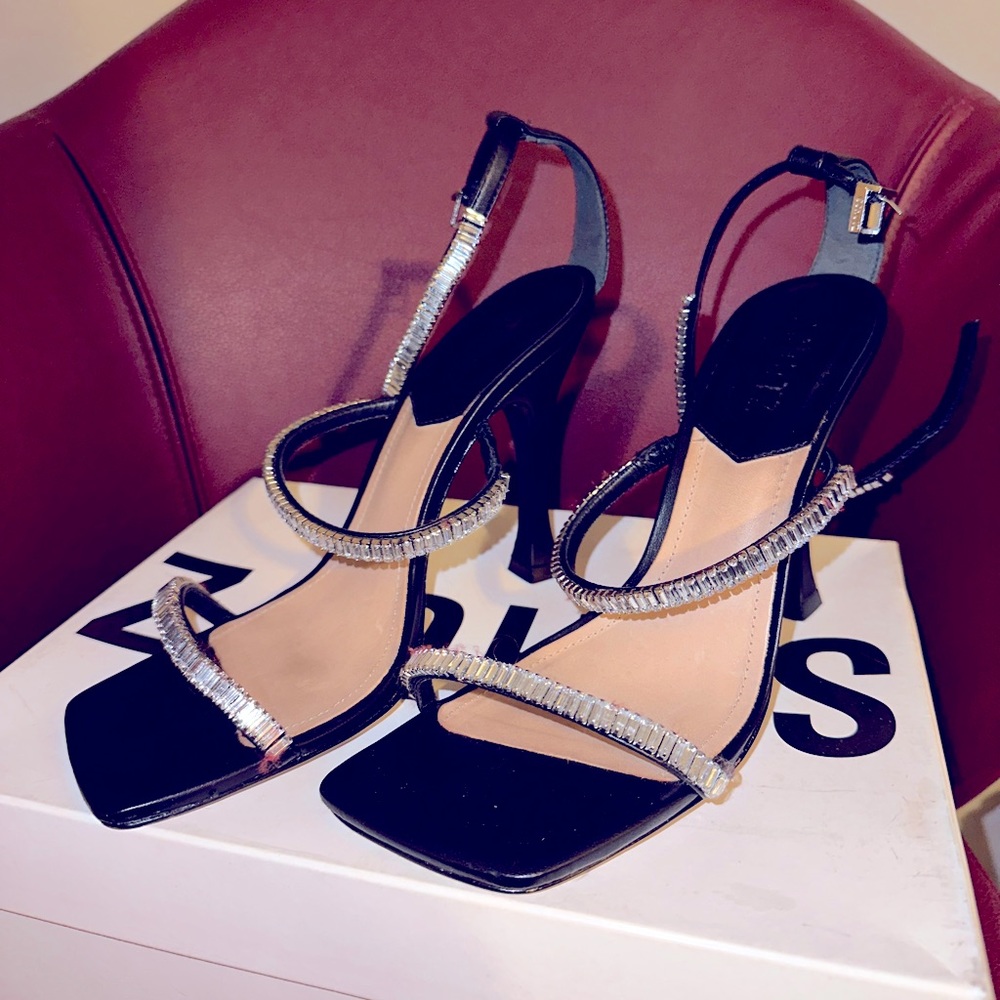 Schutz deluxe Napa black baguette heels